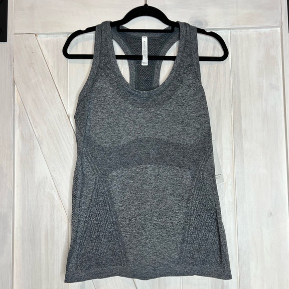 Athleta Momentum Heathered Tank size large NWT - Picture 2 of 6